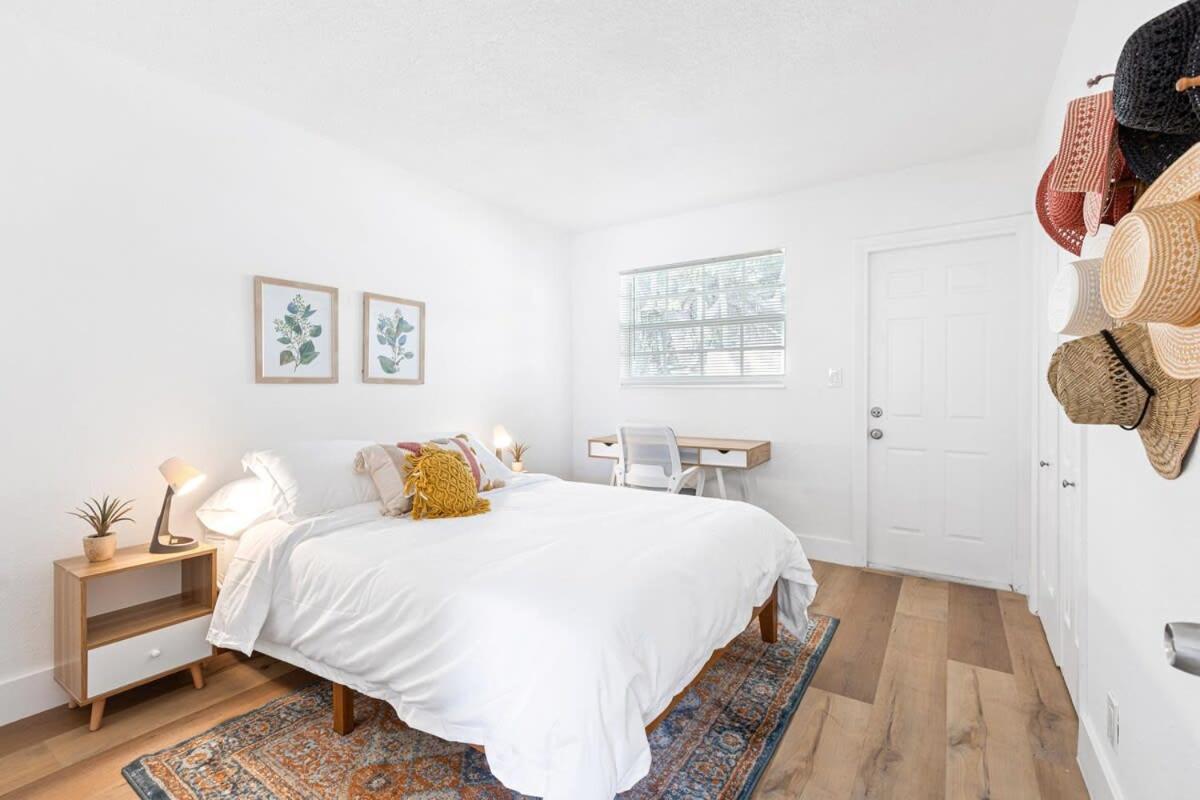 Lovely 2 Bedroom Condo In Sailboat Bend 포트 로더데일 외부 사진