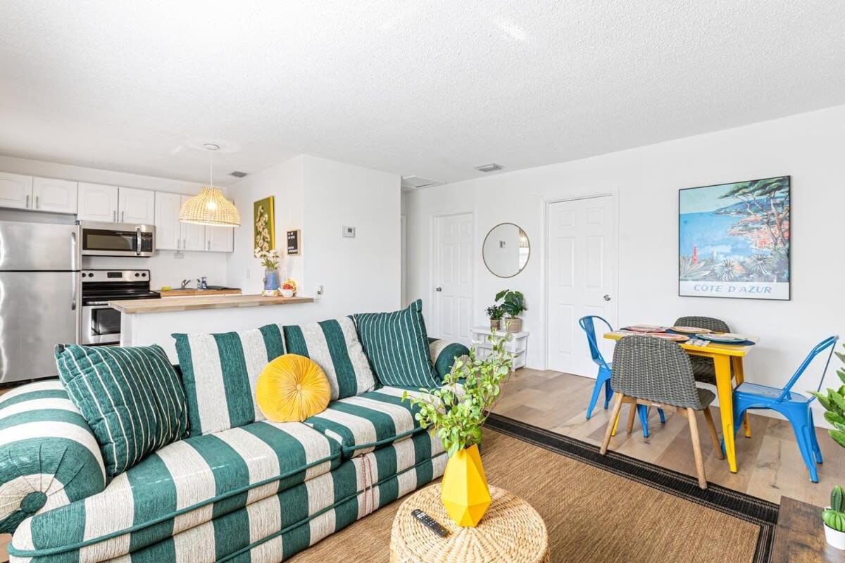 Lovely 2 Bedroom Condo In Sailboat Bend 포트 로더데일 외부 사진