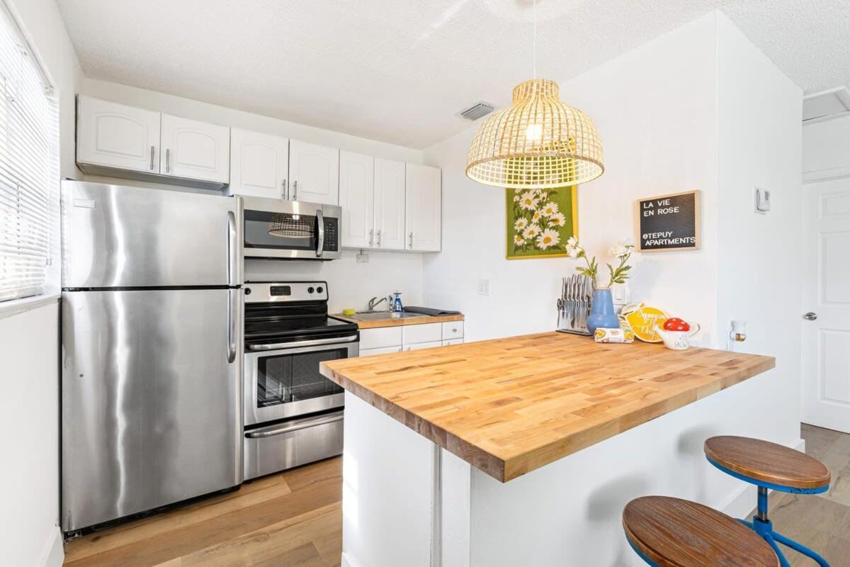 Lovely 2 Bedroom Condo In Sailboat Bend 포트 로더데일 외부 사진